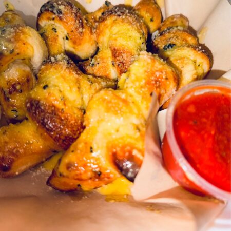 Garlic knots